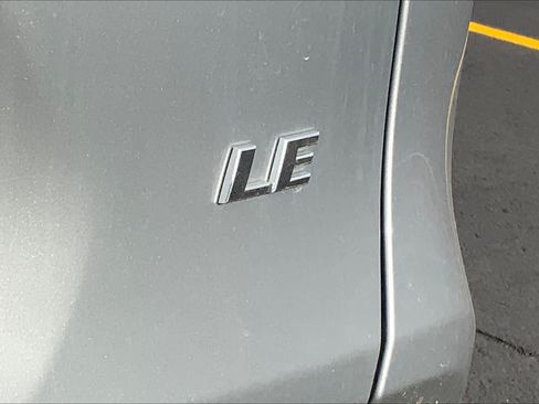 Used 2024 Toyota RAV4 LE FWD image 10