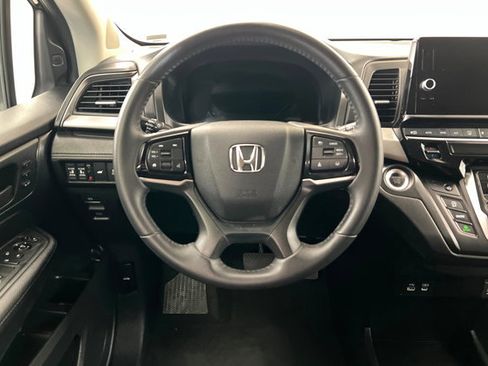 Used 2025 Honda Odyssey EX-L image 12