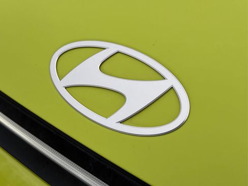 Used 2024 Hyundai Kona SEL image 14