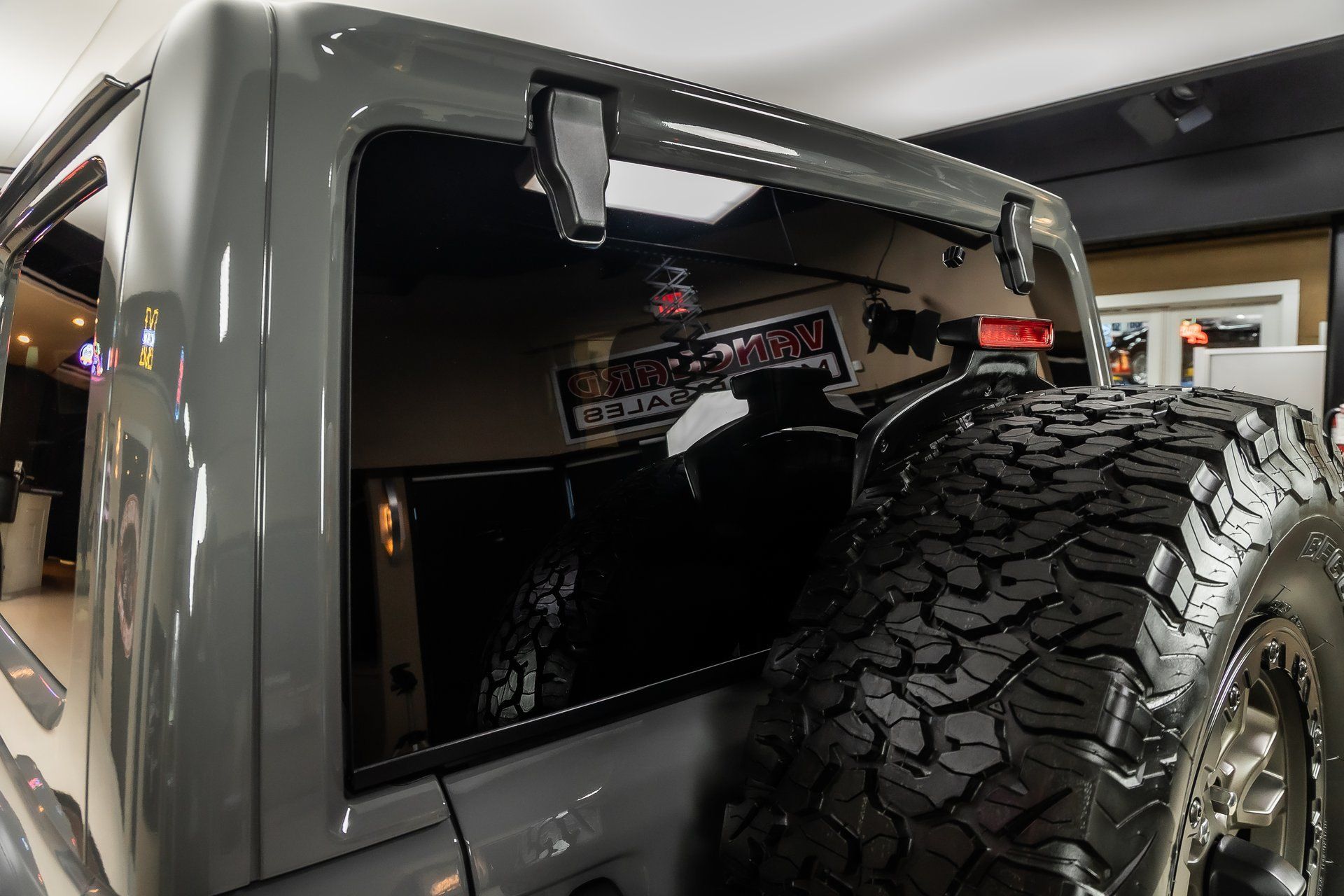 Used 2021 Jeep Wrangler Unlimited Rubicon w/ Trailer Tow Package AWD/4WD image 38