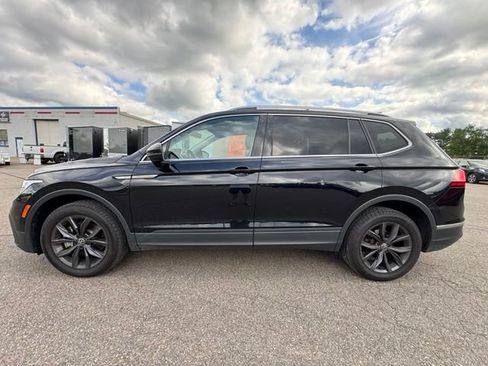 Used 2022 Volkswagen Tiguan SE AWD/4WD image 4
