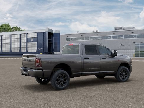 New 2026 RAM 2500 Big Horn AWD/4WD image 4
