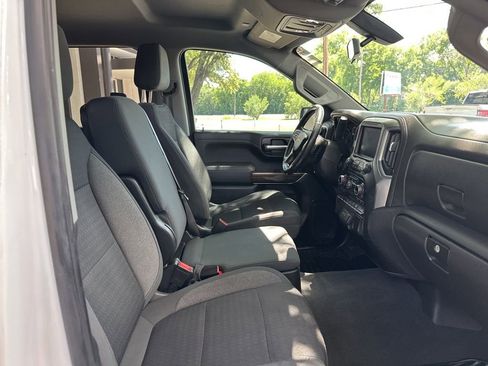 Used 2021 Chevrolet Silverado 1500 LT RWD image 22