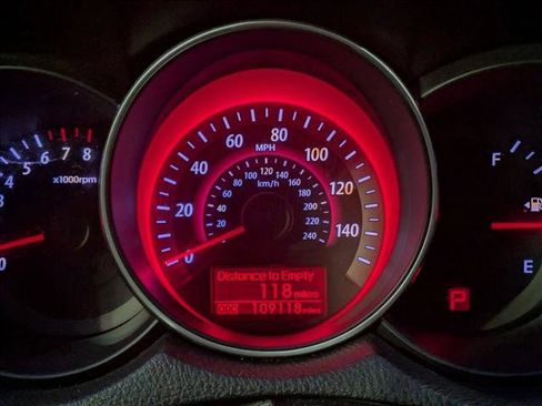 Used 2012 Kia Forte SX image 11