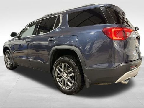 Used 2019 GMC Acadia SLT image 3