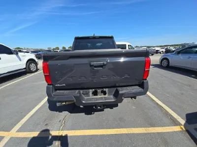 Used 2025 Toyota Tacoma SR5 AWD/4WD image 3