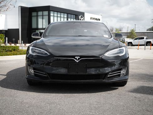 Used 2021 Tesla Model S Performance image 5