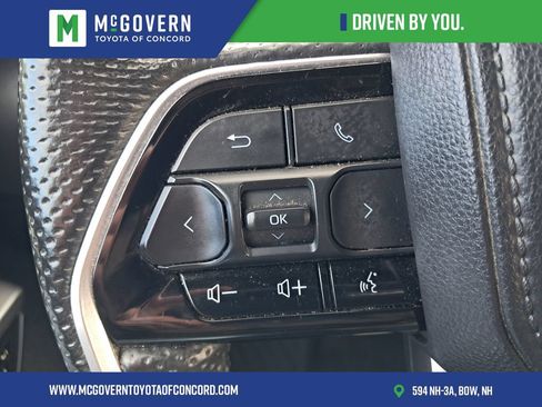 Used 2024 Toyota Tundra Platinum AWD/4WD image 27