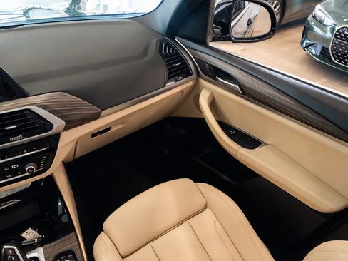 Used 2019 BMW X3 xDrive30i AWD/4WD image 11