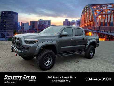 Used 2021 Toyota Tacoma SR image 7