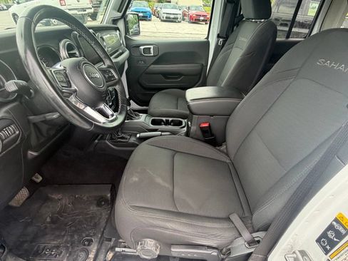 Used 2021 Jeep Wrangler Unlimited Sahara AWD/4WD image 10