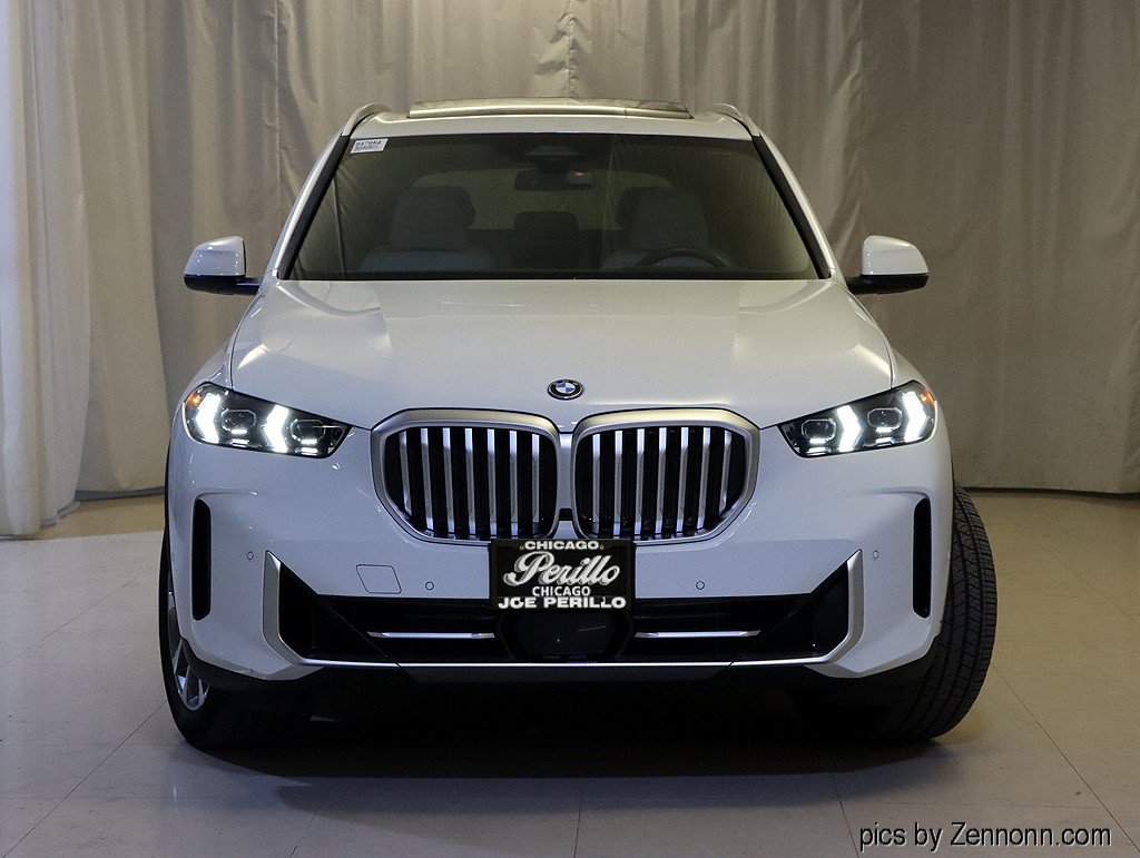 Used 2026 BMW X5 xDrive50e w/ Climate Comfort Package AWD/4WD image 5