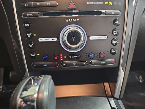 Used 2017 Ford Explorer Limited w/ Equipment Group 301A image 27