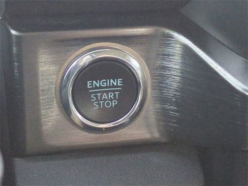 Certified 2024 Ford F350 Lariat w/ Sport Appearance Package image 28