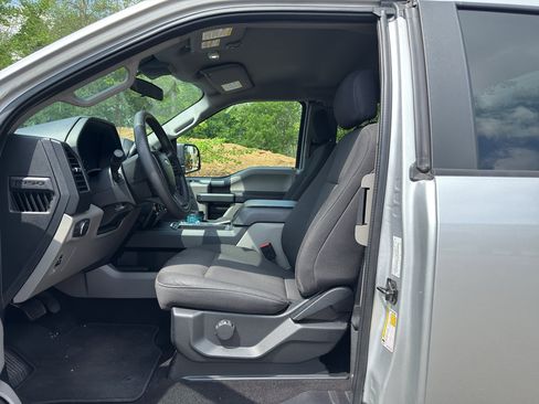 Used 2019 Ford F150 XL w/ Equipment Group 101A Mid AWD/4WD image 8