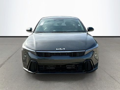 New 2025 Kia K4 GT-Line image 2