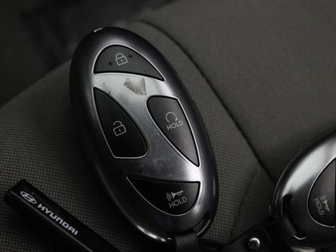 Certified 2026 Hyundai Elantra Sport FWD image 30