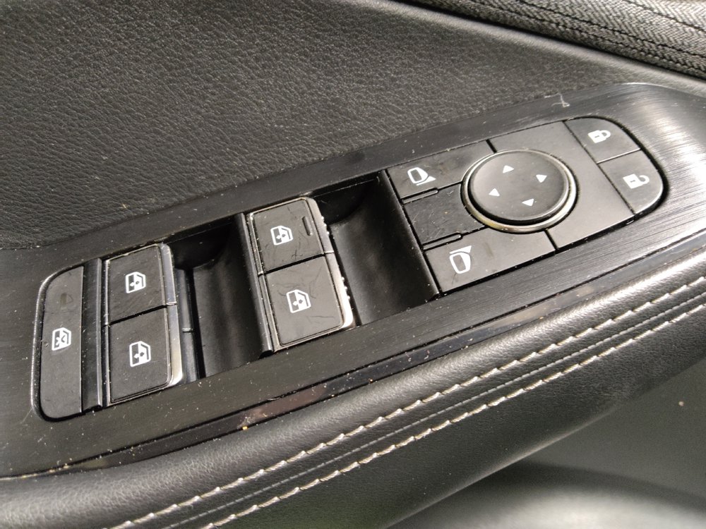Used 2021 Nissan Rogue S FWD image 27