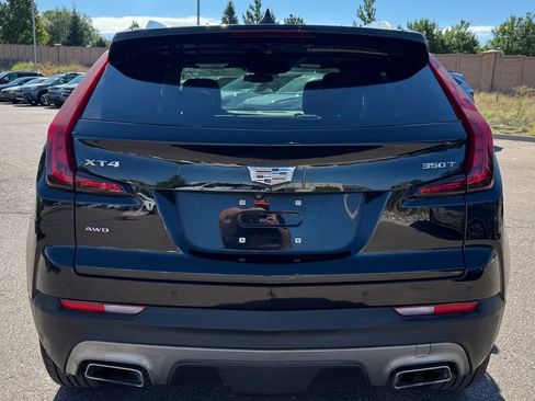Used 2021 Cadillac XT4 Premium Luxury w/ Cold Weather Package AWD/4WD image 5