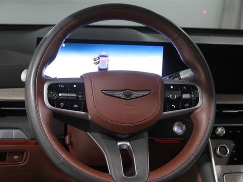 Certified 2025 Genesis GV80 3.5T Prestige AWD/4WD image 7