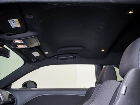 Used 2022 Dodge Challenger GT image 18