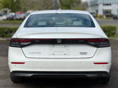 Used 2023 Honda Accord Touring image 4