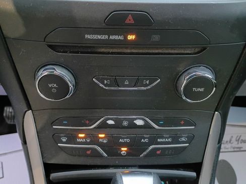 Used 2017 Ford Edge SEL w/ Equipment Group 201A image 31