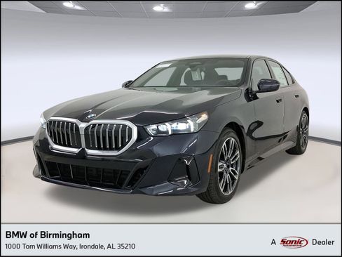 New 2026 BMW 530i image 1