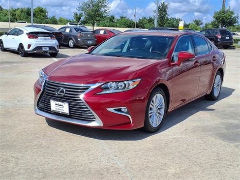 Used 2017 Lexus ES 350 image 2
