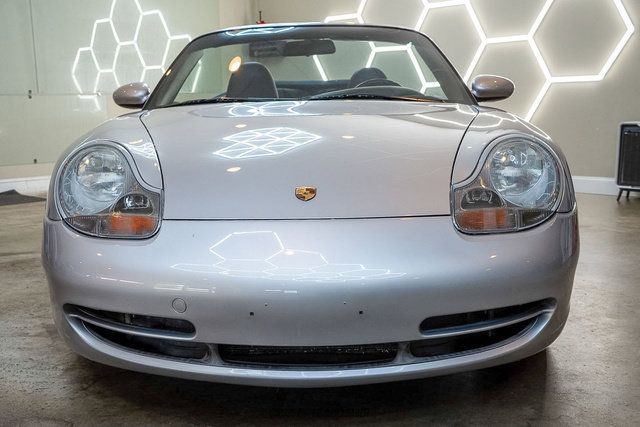 Used 2000 Porsche 911 Carrera 4 AWD/4WD image 13