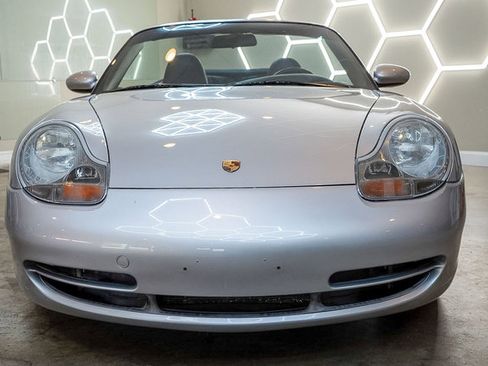 Used 2000 Porsche 911 Carrera 4 AWD/4WD image 13