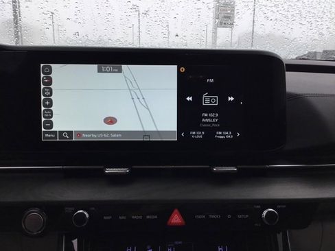 Used 2024 Kia Carnival SX image 27