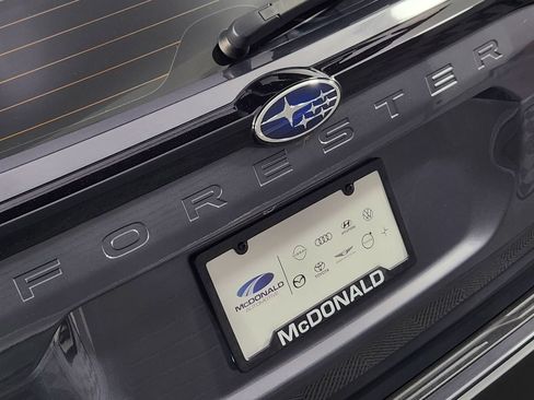 Used 2025 Subaru Forester AWD/4WD image 10