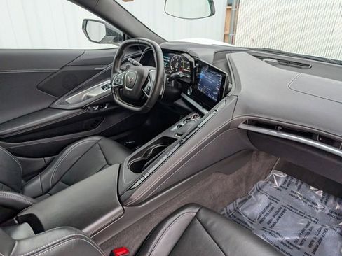 Used 2023 Chevrolet Corvette Stingray w/ Z51 Performance Package image 26