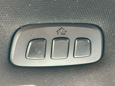 Used 2020 Ford F150 Platinum w/ Equipment Group 701A Luxury image 64