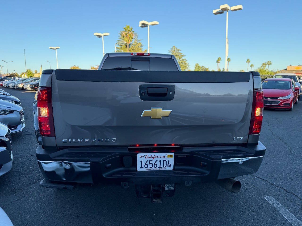 Used 2014 Chevrolet Silverado 3500 LTZ w/ LTZ Plus Package AWD/4WD image 4