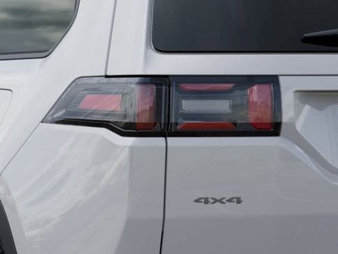 New 2026 Jeep Cherokee Laredo AWD/4WD image 9