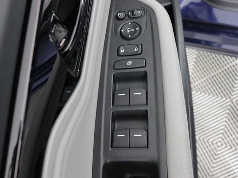 Used 2024 Honda Odyssey Elite image 15