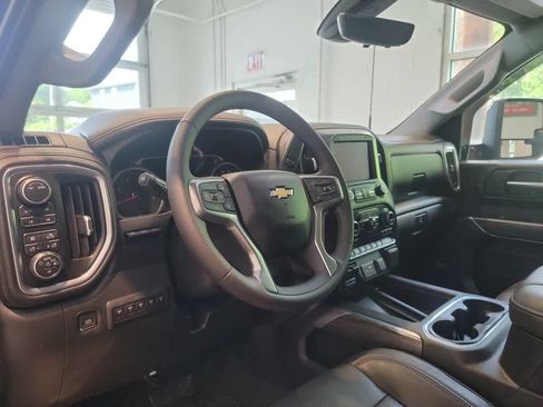 Used 2020 Chevrolet Silverado 2500 LTZ w/ LTZ Plus Package AWD/4WD image 12