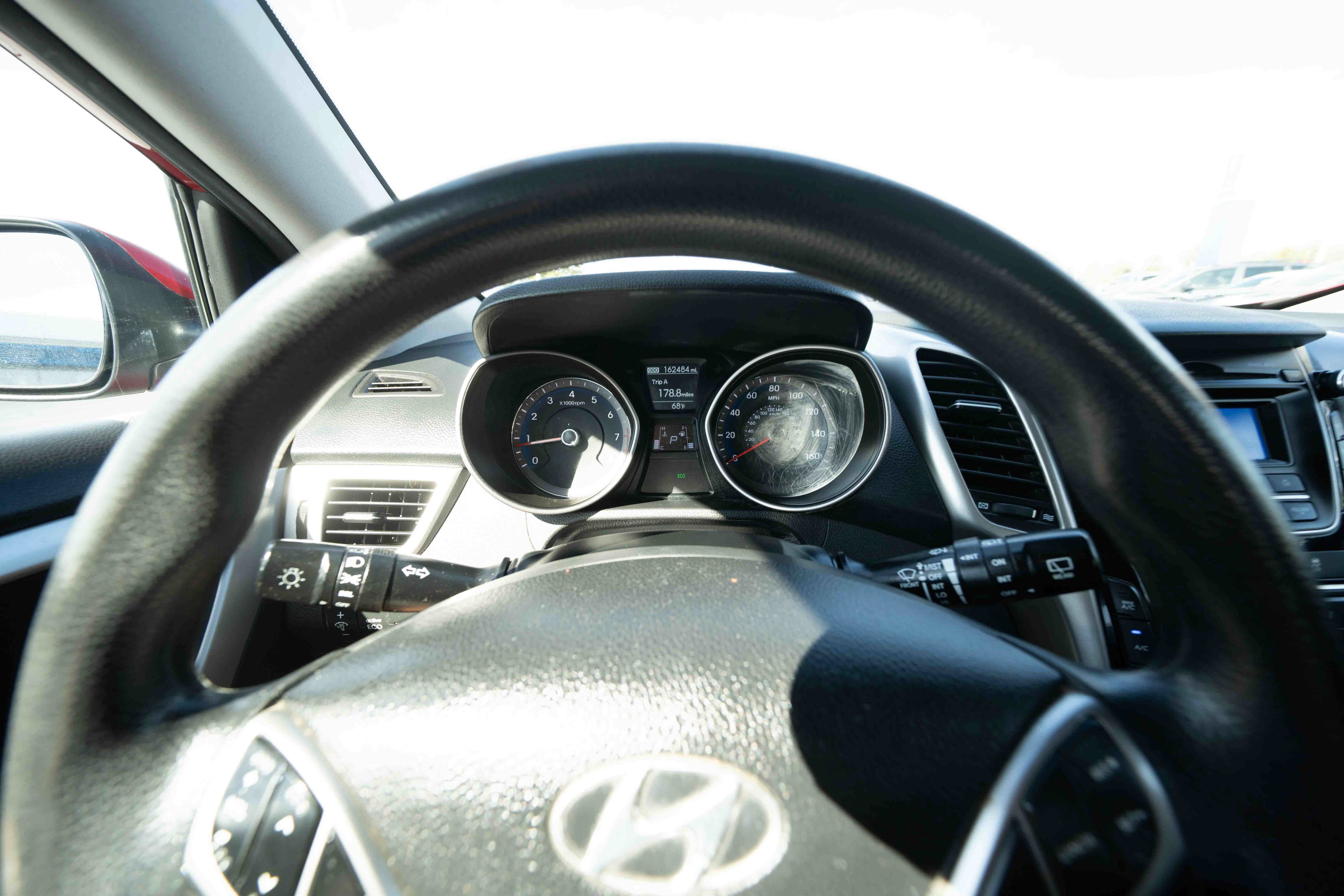 Used 2016 Hyundai Elantra GT FWD image 15