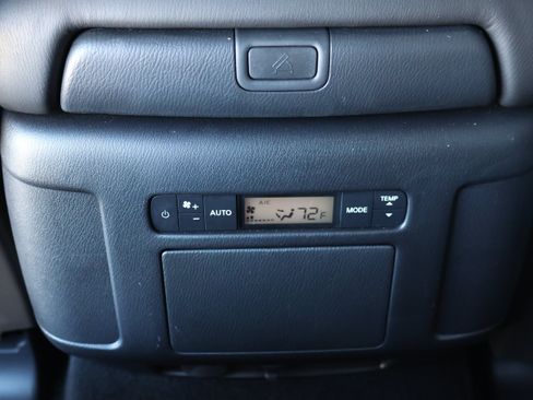 Used 2024 Nissan Armada SL AWD/4WD image 19