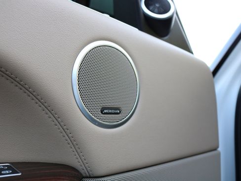 Used 2016 Land Rover Range Rover Supercharged image 33