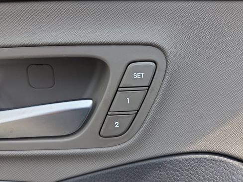 Used 2019 Hyundai Santa Fe XL FWD image 18