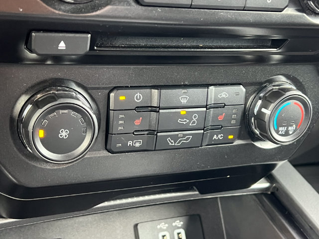 Used 2016 Ford F150 XLT w/ Equipment Group 302A Luxury AWD/4WD image 29
