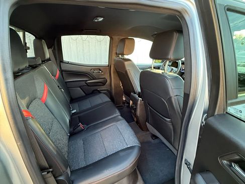 Used 2023 Chevrolet Colorado Z71 w/ Z71 Convenience Package 2 image 17