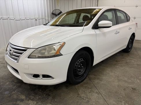 Used 2015 Nissan Sentra S image 3