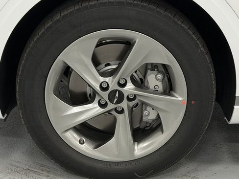 New 2026 Genesis GV70 2.5T image 8