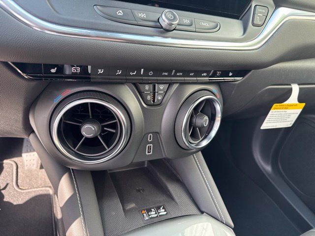 New 2026 Chevrolet Blazer LT w/ Convenience Package FWD image 28