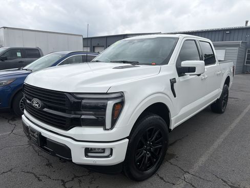 Used 2024 Ford F150 Platinum w/ FX4 Off-Road Package AWD/4WD image 2