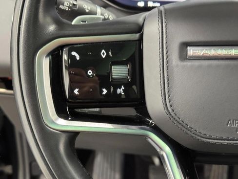 Used 2023 Land Rover Range Rover Sport SE image 30